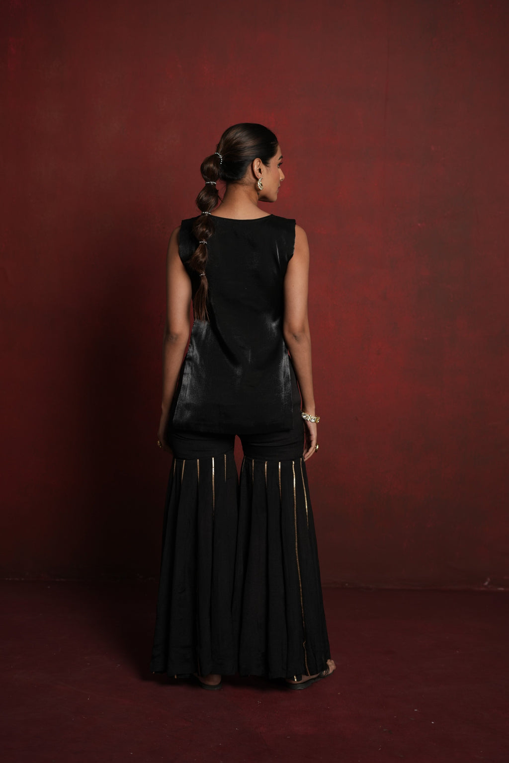 Trisha suit Black
